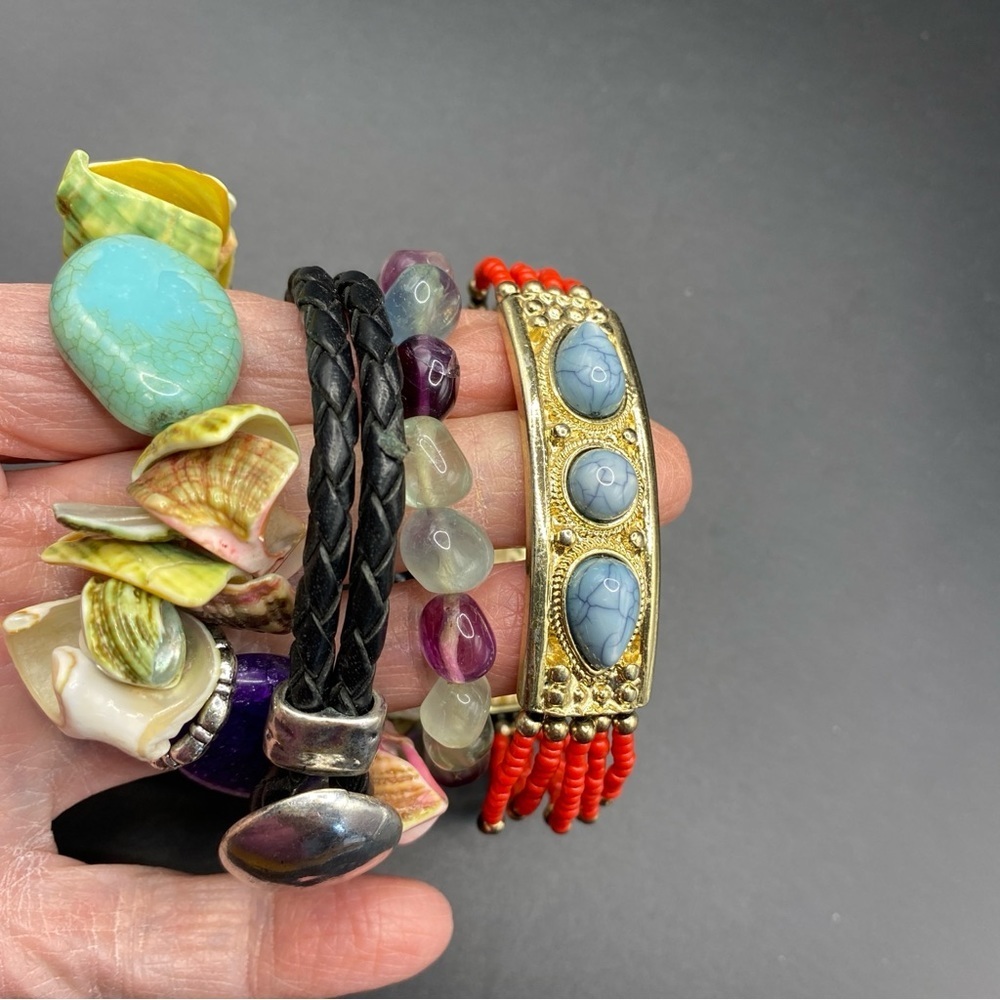 Bracelet Bundle Stretchy Beaded Leather Glass Various Styles Lot of 4 - Picture 2 of 8